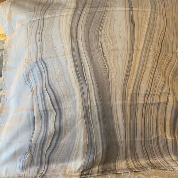Gorgeous Hotel Collection Euro Sham - Picture 1 of 4